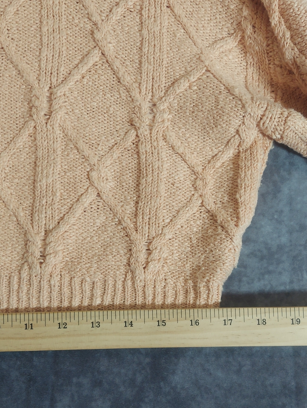Forever 21 Peach Pink Cropped Cable Knit Sweater Size Small - Picture 6 of 7